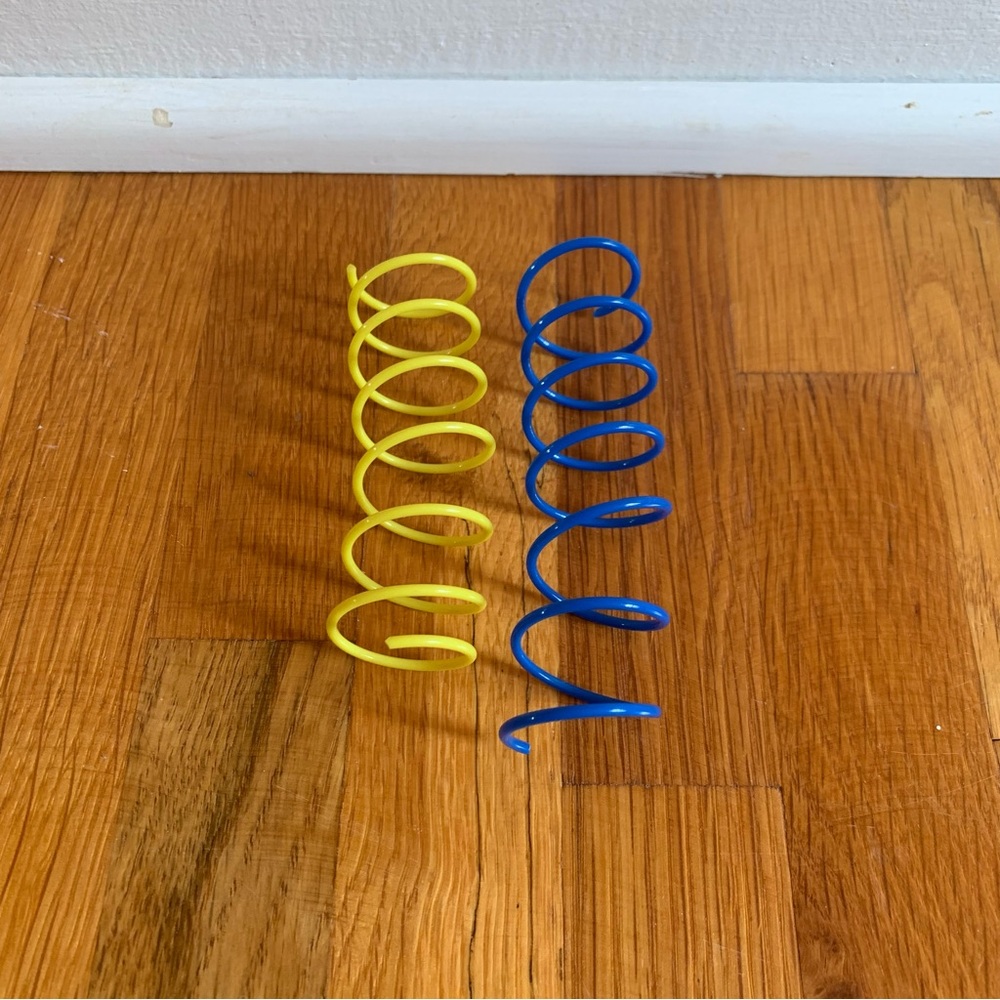 Set of 2 Plastic Spring Toys Blue and Yellow